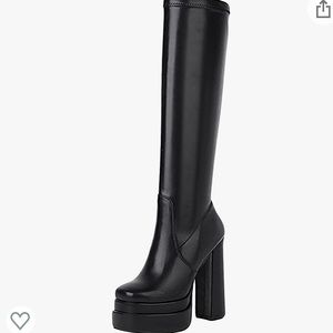 BRAND NEW Knee high platform boots